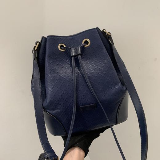 95新 gucci印花深蓝色水桶包 单肩斜挎背 尺寸22×28×15