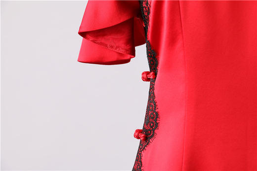荷言HEYEN 霜叶红 重磅真丝+手工盘扣+撞色蕾丝+露肩荷叶袖手工旗袍 商品图6