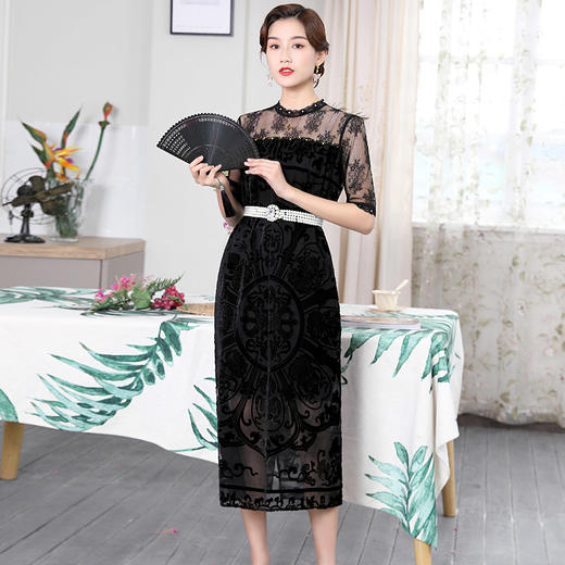 DLQ-W0003新款夏轻熟风蕾丝性感气质显瘦女人味连衣裙 商品图0