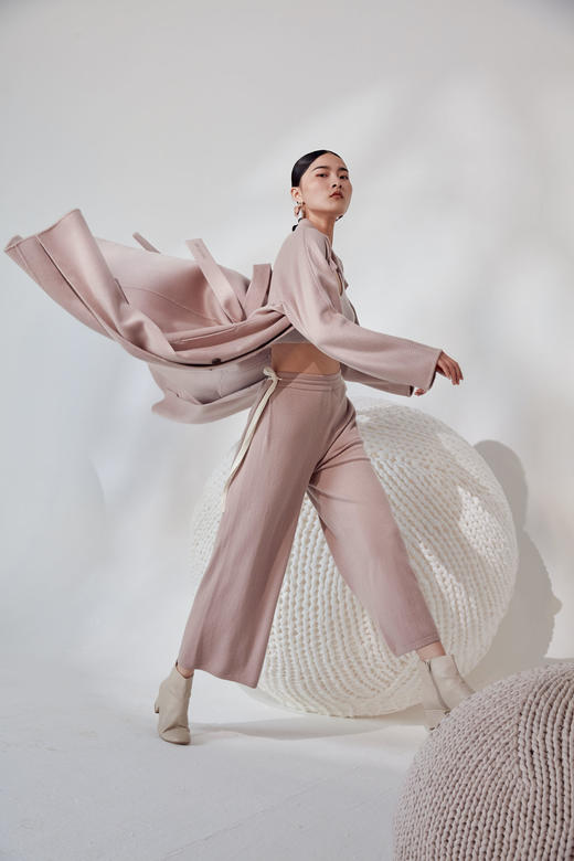  秋冬 双排扣水波纹羊绒呢女长大衣 SJF92W821N 商品图1