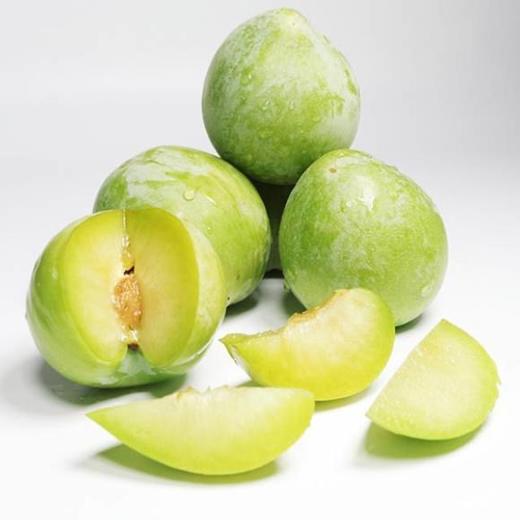 ly油奈李子约3斤