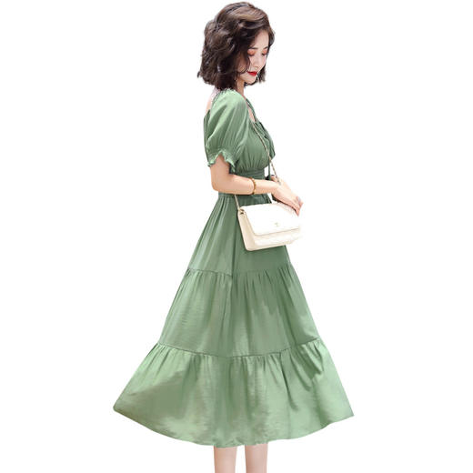 HZYY-XM8033新款一字肩气质收腰显瘦中长款连衣裙 商品图4