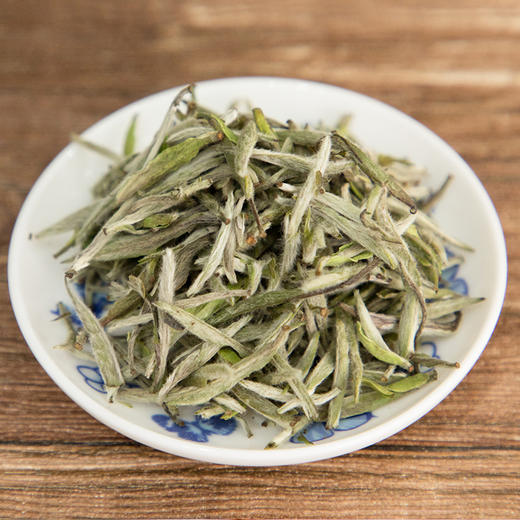 中茶蝴蝶牌2019年白毫银针500g 5135老树白茶罐装 商品图3