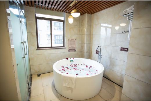 【错峰出游】C1花园两房一厅 商品图2