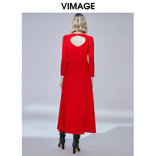VIMAGE纬漫纪秋款气质大方领露背收腰礼服连衣裙长裙女V1477012 商品图3