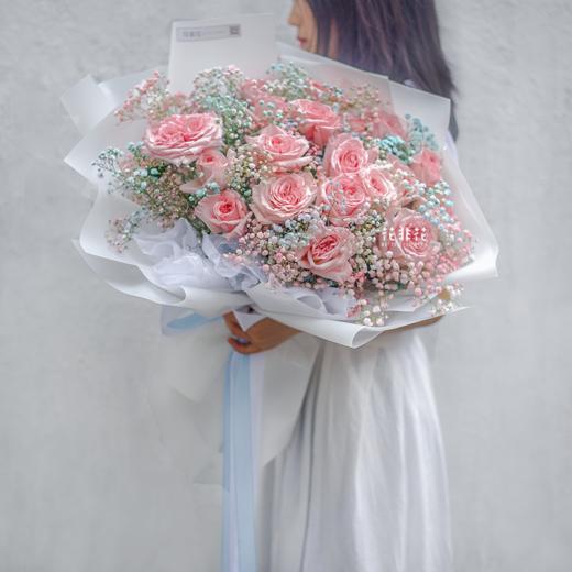 《一片星光》. 19朵玫瑰满天星花束 商品图1