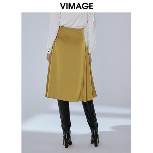 VIMAGE纬漫纪秋款气质洋气垂感纯色显瘦通勤A字半身裙女V1406004 商品图3
