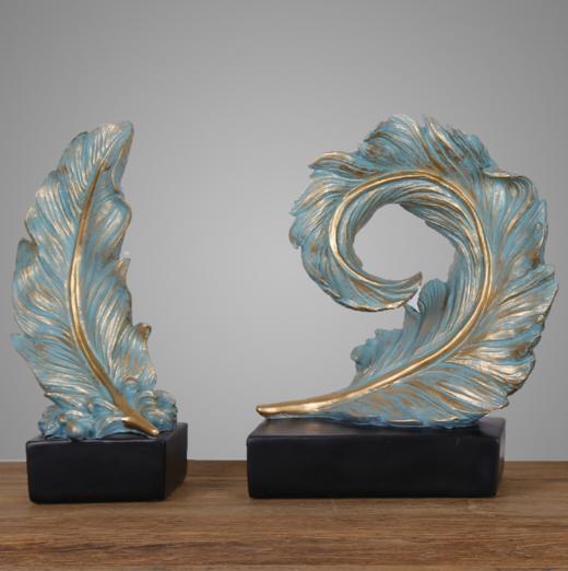 家居摆件羽毛摆件家居装饰品样板间客厅玄关电视柜酒柜创意树脂工艺品