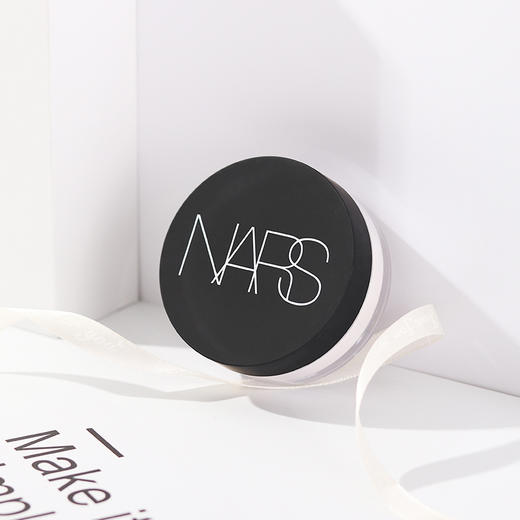 NARS/nars 裸光蜜粉  散粉 流光美肌 轻透蜜粉 持久定妆粉  10克【CDF】 商品图0