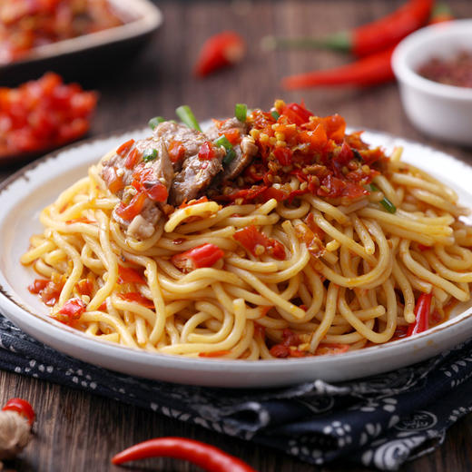 南街村剁椒鲜拌面 6盒装 商品图2