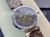 LV工厂超神之作，LV——TAMBOUR SLIM全系列陆续空降市场！致敬原厂 完成使命！ 【三大超级亮点】腕表尺寸34mm 1.表盘的填油细腻，印刷立体，刻度镶嵌工整，个个精品无瑕。 2.蓝宝水晶 商品缩略图2