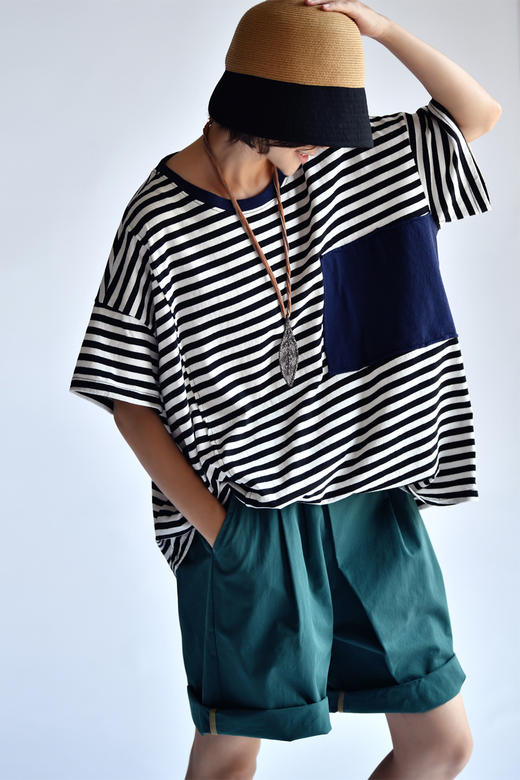 包邮t0162c文艺做旧细条纹撞色大兜毛边拼接圆领宽松t恤女夏