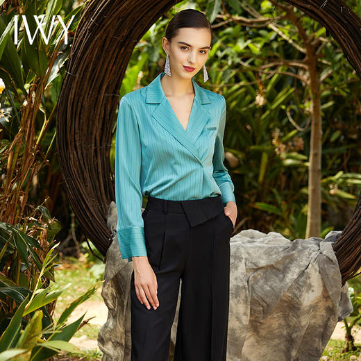 IWY/绿色竖条纹衬衫BP203106 商品图3