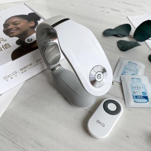 skg 颈椎按摩器 4098