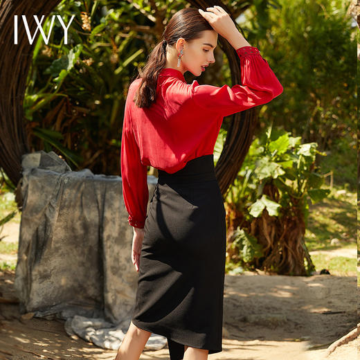 IWY/酒红色长袖衬衫黑色半裙套装203100B1+203100S1 商品图3