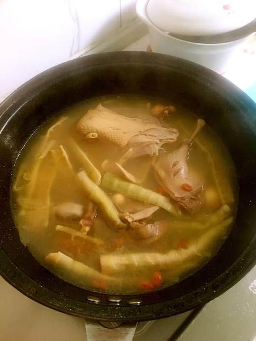 周三取货：【天目扁尖】一箱毛重3.3斤左右，江南人都非常爱的，长在深山，纯净无污染！ 商品图2