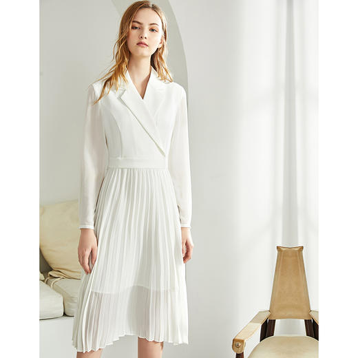 故障 EITIE爱特爱秋季新款时尚通勤洋气翻领收腰显瘦百褶连衣裙女6007719 商品图5