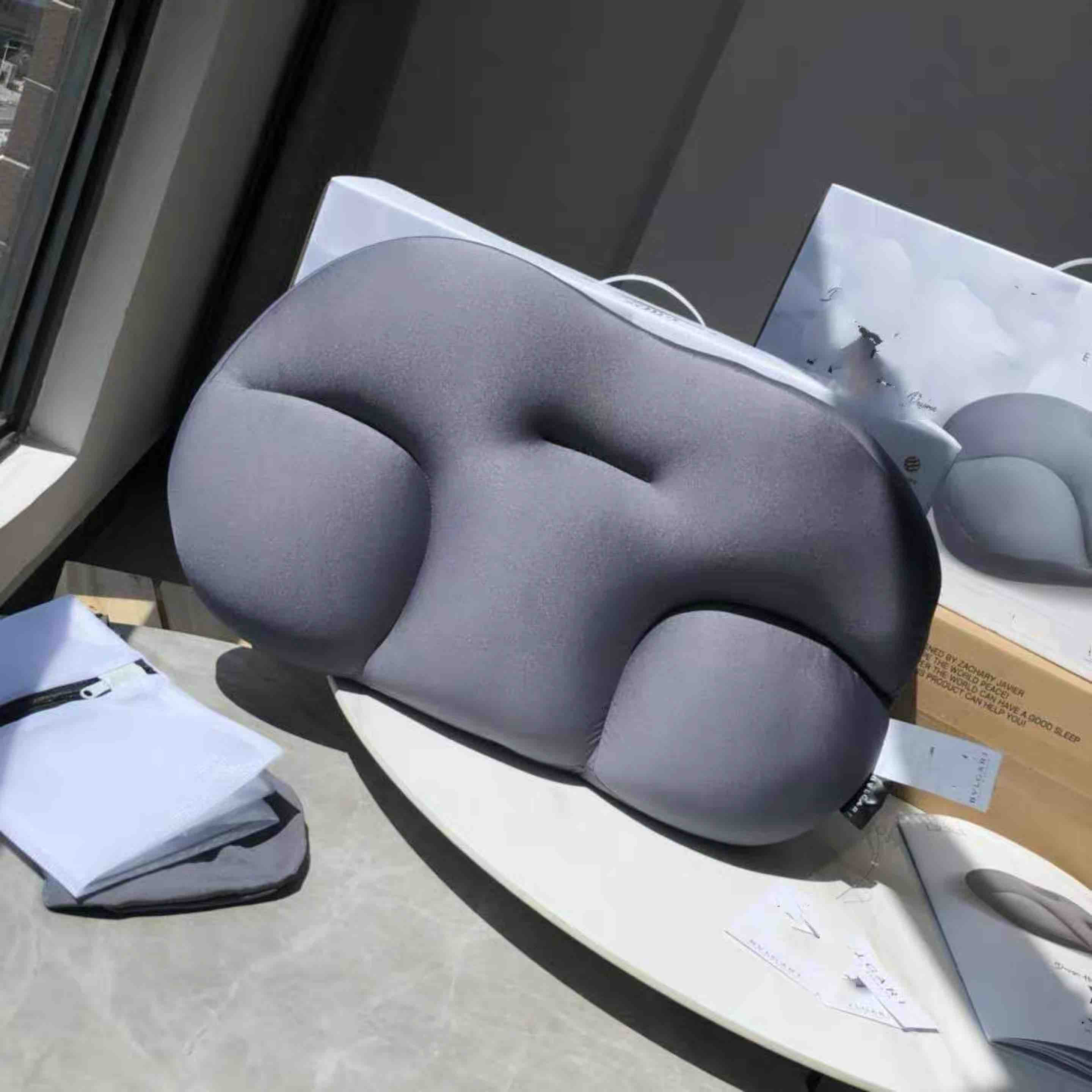 代购4000睡眠枕代工原货人体工程学枕头013107