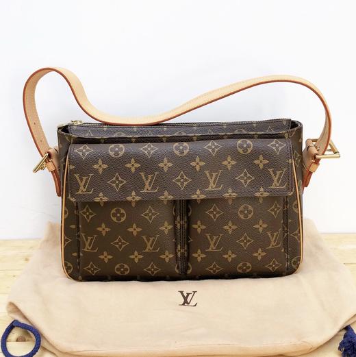 lv路易威登老花双口袋骆驼包