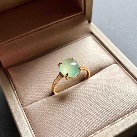 高冰种淡晴水翡翠蛋面戒指18k黄金镶嵌 商品图6