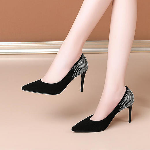 OLD-L9281A新款时尚真皮浅口水砖细跟单鞋 商品图1