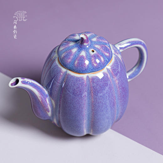 问鼎钧瓷梦鼎系列瓜棱壶 商品图1