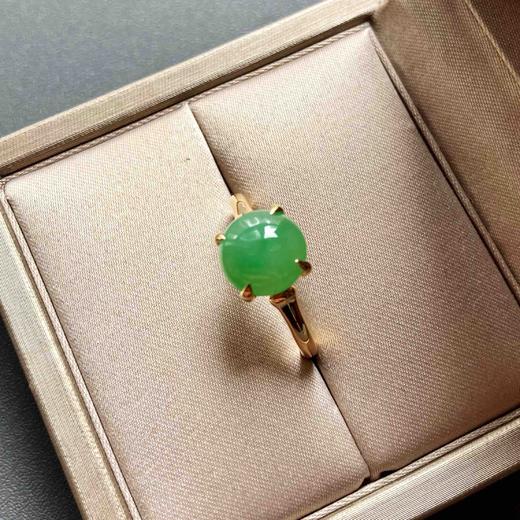 冰种阳绿翡翠蛋面戒指18k黄金镶嵌 商品图3