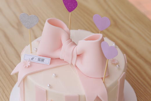 粉萌蝴蝶结（全翻糖配件可食用 提前一天以上预订） 商品图1
