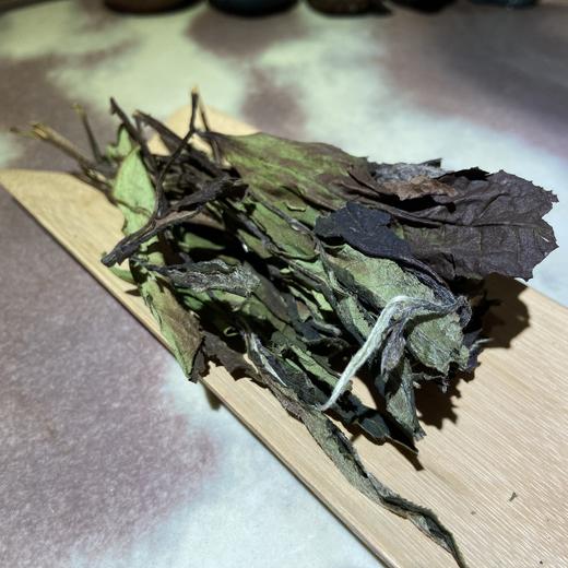 荒山大野 | 一种自然的生态白茶 2020年的荒野白茶 1000g/箱 荒野气息，清新自然，生态白茶 ，限量臻藏！ 商品图4