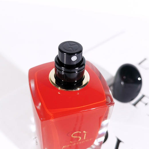 美国阿玛尼SL红色挚爱EDP香水（30ml/50ml/100ml） 商品图7