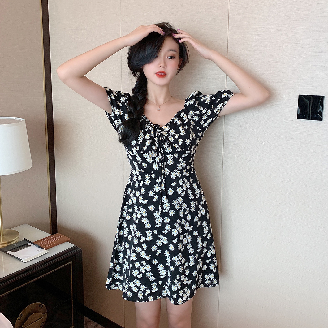 忌平庸女装2020夏季新款韩版大码胖妹妹抽绳短袖小雏菊时尚宽松显瘦连衣裙女JPY带授权招加盟代理