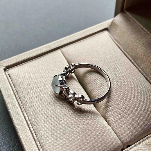 高冰到玻璃种翡翠蛋面戒指18k白金钻石镶嵌 商品图6