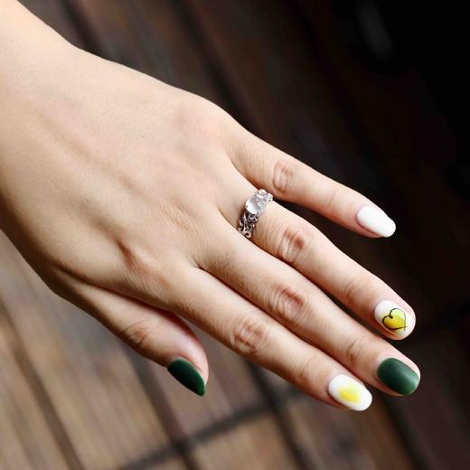 高冰到玻璃种翡翠蛋面戒指18k白金钻石镶嵌 商品图8