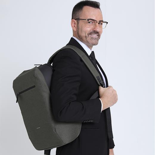 旅漫/Alumann 经典AeoBag风神系列 商务休闲双肩包黑色背包 商品图1