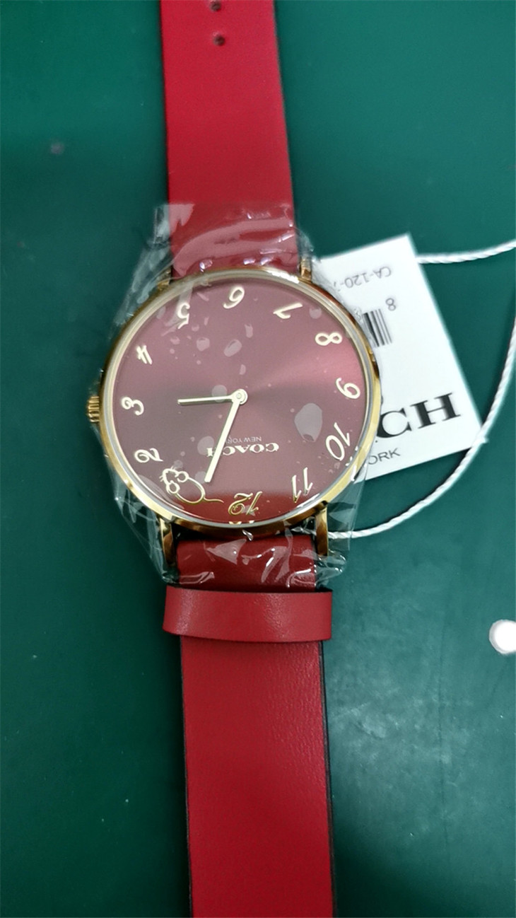 现货可发蔻驰coachperry佩里女士休闲时尚石英腕表鼠年限定红色款