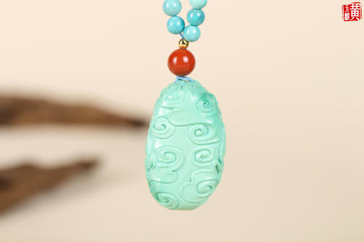 [ 祥龙献瑞 ]  原矿绿松祥龙吊坠 | 高瓷蓝，清新雅丽，光泽如瓷，质地坚韧，触手温凉 商品图3