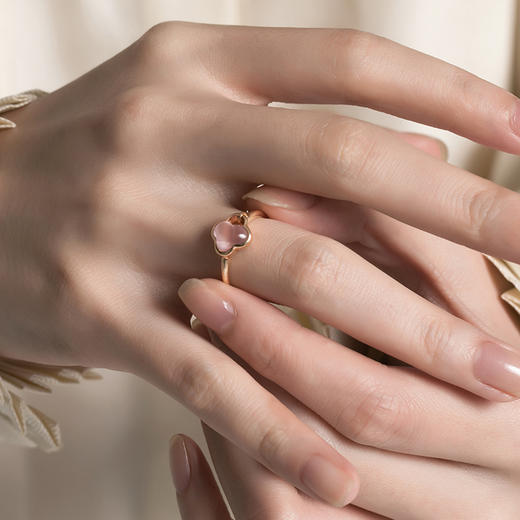 ［结·锁系列］18K玫瑰金芙蓉石戒指 商品图1