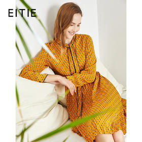 EITIE爱特爱秋季新款时尚洋气系带收腰显瘦百褶印花连衣裙女6007731