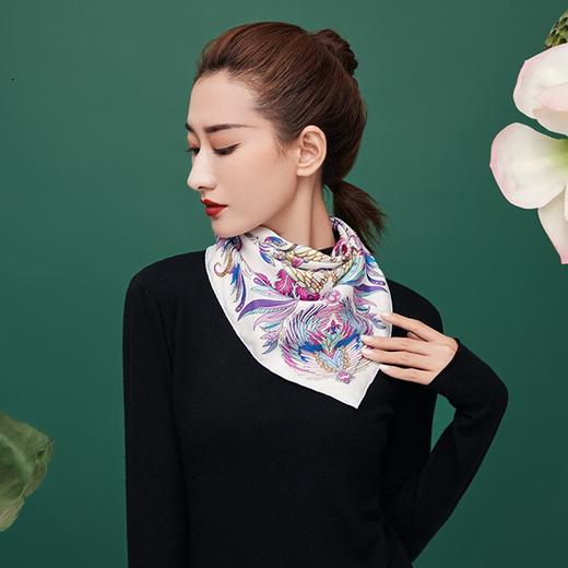 【采购专享】宫里的世界&上海故事 有凤来仪 真丝丝巾【点击规格处查看供货价】 商品图0