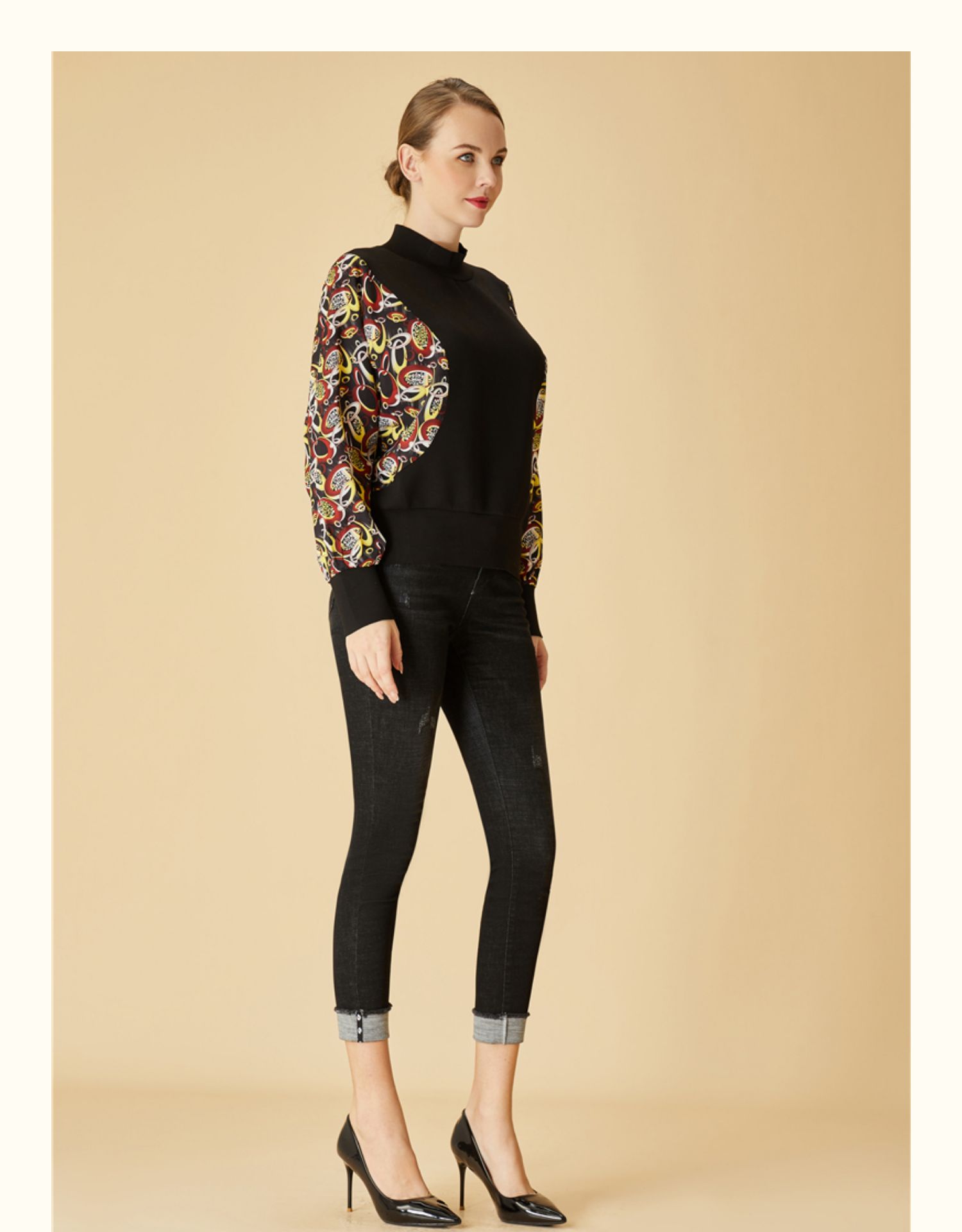 半身缘女裤 秋季时尚小菊点缀直筒小脚牛仔裤203102e30100706