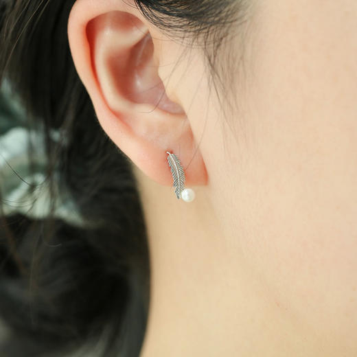 【现货】海外进口成品 18k金叶子耳钉 商品图4