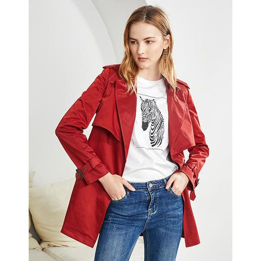 EITIE爱特爱女装秋季新款洋气复古经典翻领双排扣风衣外套女6004707 商品图2