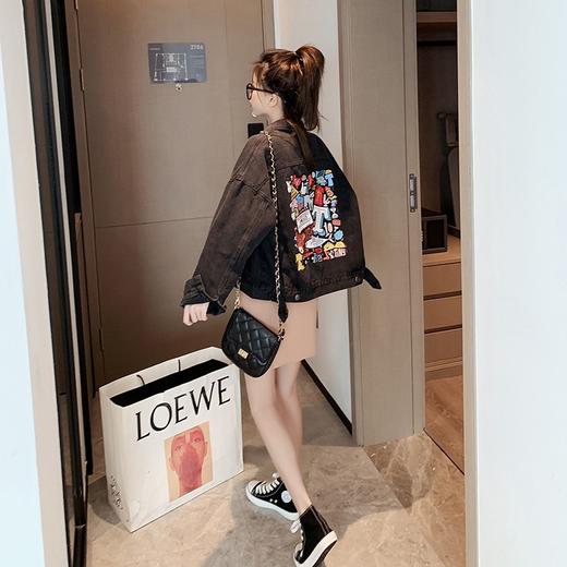 《老米群专享》“无退换”5分钟内付款有效哦！老米优品 / “背后涂鸦的牛仔”超干练的廓形大口袋牛仔外套！WT200804B 商品图5