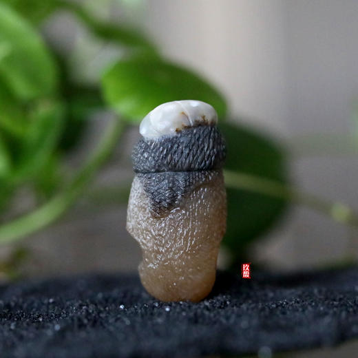 和田玉(糖玉)挂件--骷髅头 9.58g