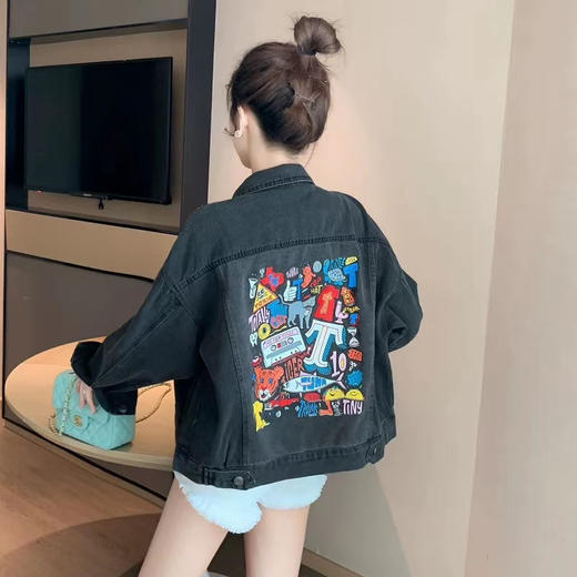 《老米群专享》“无退换”5分钟内付款有效哦！老米优品 / “背后涂鸦的牛仔”超干练的廓形大口袋牛仔外套！WT200804B 商品图1