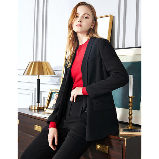 EITIE爱特爱秋季新款职业干练中性时尚显瘦百搭西装外套女6003703 商品图3