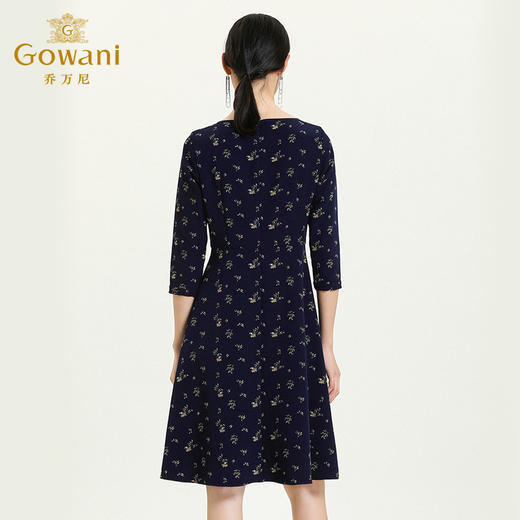 乔万尼新款秋装长袖圆领收腰显瘦气质印花珍珠扣中长款连衣裙ES3E580 商品图3