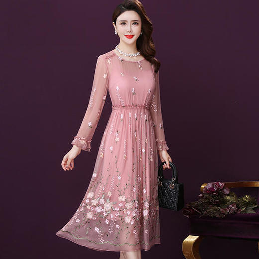 WXY-JR-3289新款时尚优雅气质收腰圆领长袖桑蚕丝刺绣双绉连衣裙 商品图1