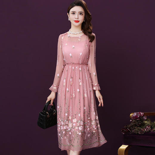 WXY-JR-3289新款时尚优雅气质收腰圆领长袖桑蚕丝刺绣双绉连衣裙 商品图0