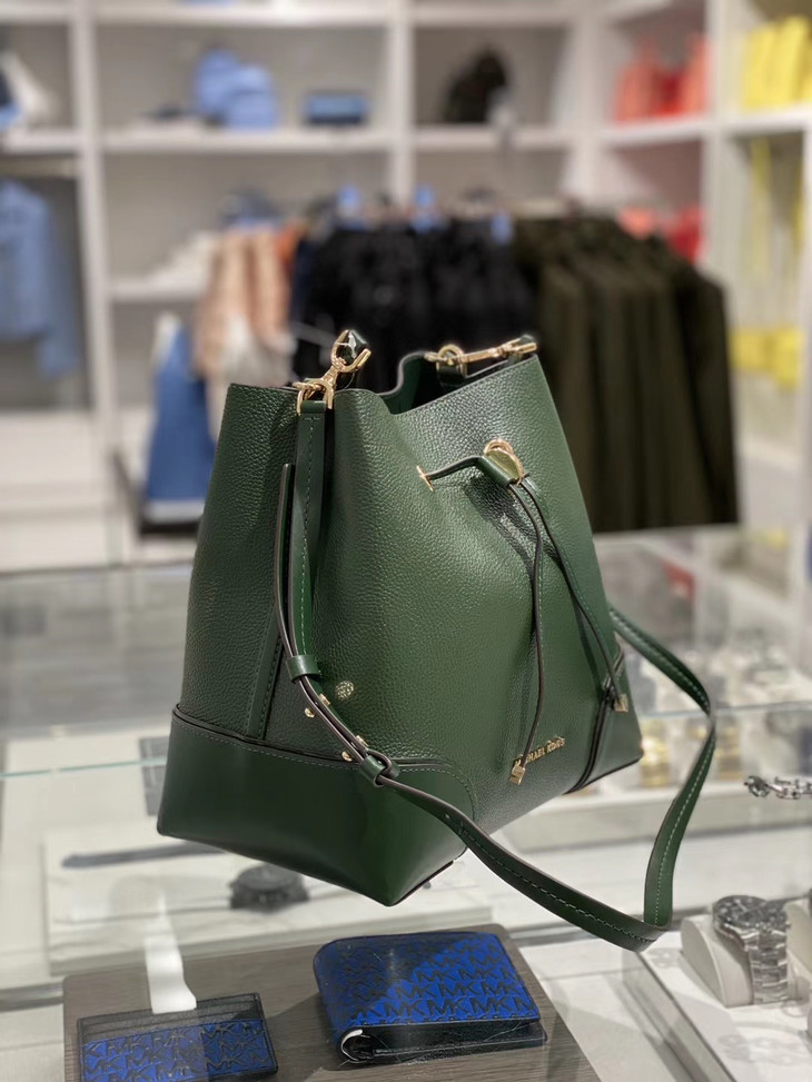 mk专柜mercergallery苔藓绿抽绳水桶包